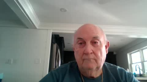 Snapshot of wfs2946 chatting on 12/23/24, 07:41 wfs2946 online show from 12/23/24, 07:41