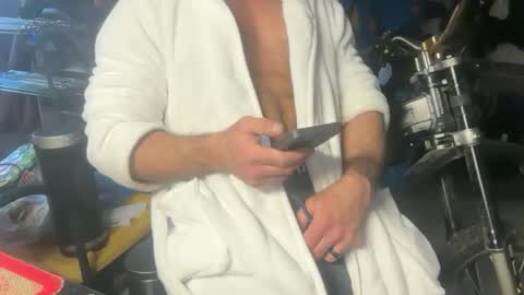 Snapshot of whackingmywilly chatting on 02/02/26, 02:27 whackingmywilly online show from 02/02/26, 02:27