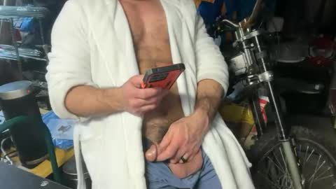 Snapshot of whackingmywilly chatting on 03/08/26, 05:06 whackingmywilly online show from 03/08/26, 05:06