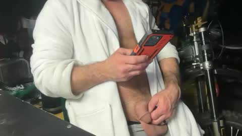 Snapshot of whackingmywilly chatting on 03/18/26, 12:14 whackingmywilly online show from 03/18/26, 12:14