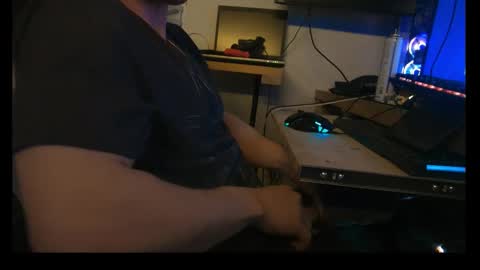 Snapshot of whardy091 chatting on 03/23/26, 04:44 ShyGuy online show from 03/23/26, 04:44