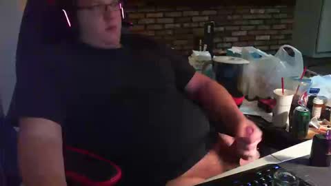 Snapshot of whateverdude555 chatting on 10/20/25, 06:30 whateverdude555 online show from 10/20/25, 06:30