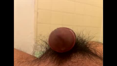 Snapshot of whattoname12345 chatting on 01/05/25, 01:24 Ron online show from 01/05/25, 01:24