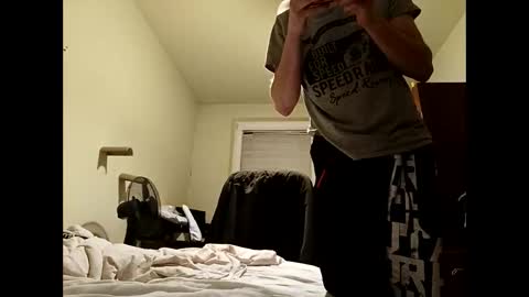 Snapshot of whatwouldyouliketosee chatting on 12/12/24, 02:04 stoffy online show from 12/12/24, 02:04