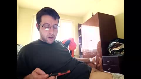 Snapshot of whatwouldyouliketosee chatting on 12/28/24, 12:56 stoffy online show from 12/28/24, 12:56