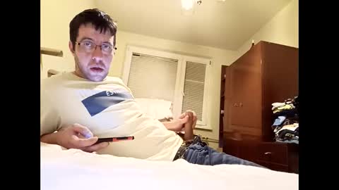 Snapshot of whatwouldyouliketosee chatting on 01/01/25, 05:11 stoffy online show from 01/01/25, 05:11