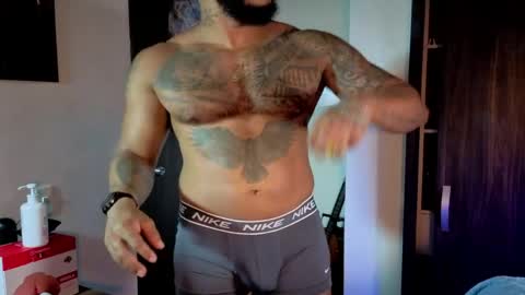 Snapshot of wheleer_green chatting on 05/17/26, 01:36 Will online show from 05/17/26, 01:36