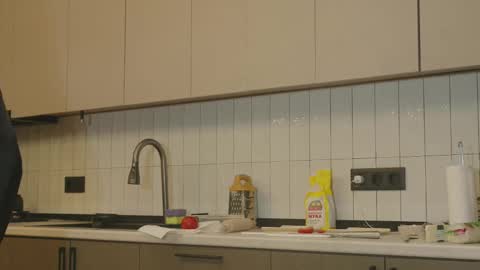 Naomi online show from 11/30/25, 02:26