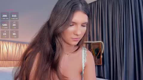 Snapshot of whisperlure chatting on 10/26/25, 04:51 Zozo online show from 10/26/25, 04:51