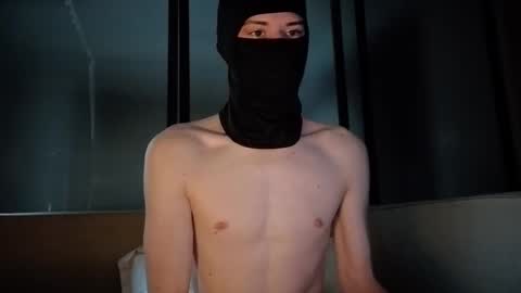 whispero_o online show from 10/24/25, 03:47