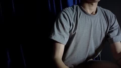 whispero_o online show from 11/26/25, 10:44