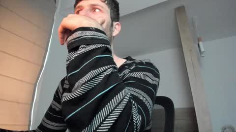 Snapshot of whisperoflust chatting on 02/01/25, 08:29 Michael online show from 02/01/25, 08:29
