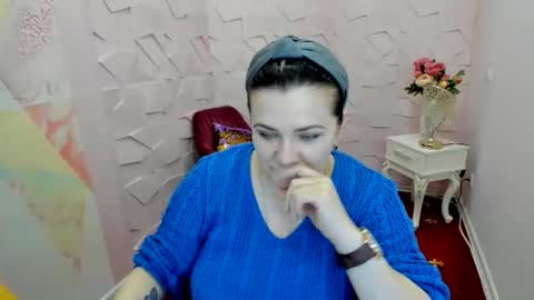 Snapshot of white__queen_ chatting on 06/04/26, 07:47 white__queen_ online show from 06/04/26, 07:47