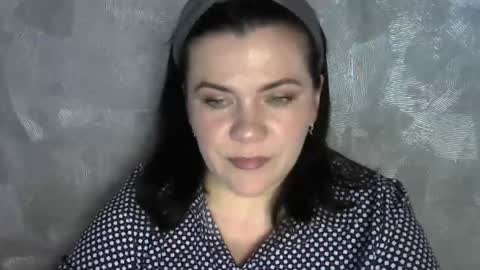 Snapshot of white__queen_ chatting on 06/05/26, 07:14 white__queen_ online show from 06/05/26, 07:14
