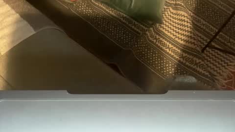 Snapshot of white_bubble chatting on 03/21/26, 08:12 white_bubble online show from 03/21/26, 08:12