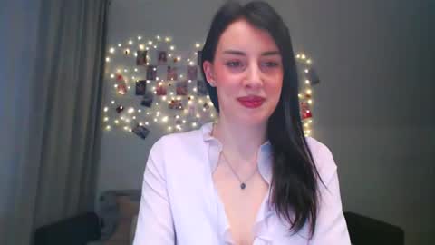 Bella online show from 03/19/26, 09:24