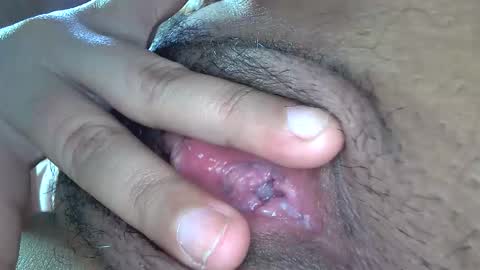 white_sexy_ online show from 09/17/25, 11:45