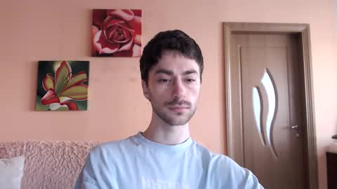 Snapshot of white_sport chatting on 11/24/25, 12:16 Tom online show from 11/24/25, 12:16