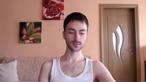 Snapshot of white_sport chatting on 06/04/26, 11:38 Tom online show from 06/04/26, 11:38