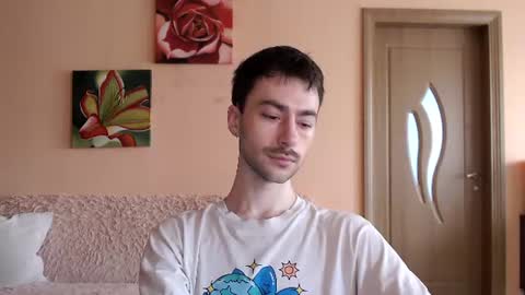 Snapshot of white_sport chatting on 06/13/26, 11:52 Tom online show from 06/13/26, 11:52