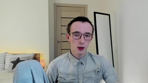 Snapshot of white_vibee chatting on 04/05/26, 04:26 Stefan online show from 04/05/26, 04:26