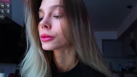 Kate  online show from 11/13/25, 08:24