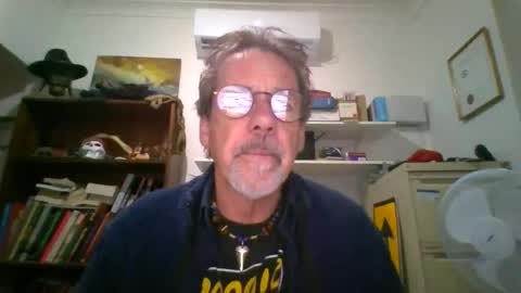 Snapshot of whiteboomer chatting on 04/10/26, 09:36 whiteboomer online show from 04/10/26, 09:36