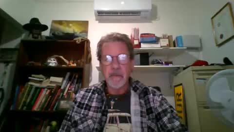 Snapshot of whiteboomer chatting on 04/18/26, 07:29 whiteboomer online show from 04/18/26, 07:29