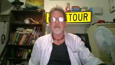 Snapshot of whiteboomer chatting on 04/21/26, 09:15 whiteboomer online show from 04/21/26, 09:15