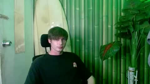 Christian online show from 10/31/25, 01:23