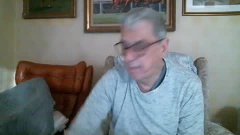 Snapshot of whitebriefs009 chatting on 01/13/25, 10:14 whitebriefs009 online show from 01/13/25, 10:14