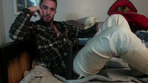 Snapshot of whitechocalate91 chatting on 12/12/24, 05:31 just str8 stud nut 1000 online show from 12/12/24, 05:31