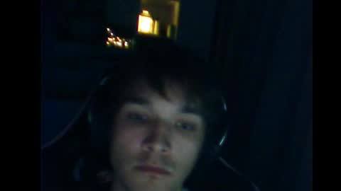 Snapshot of whitekingg chatting on 11/25/25, 12:10 whitekingg online show from 11/25/25, 12:10