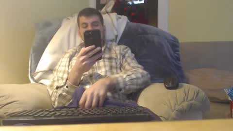 Snapshot of whitemeat321 chatting on 04/24/26, 01:13 whitemeat321 online show from 04/24/26, 01:13
