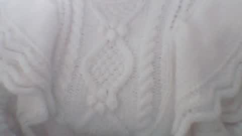 Snapshot of whitesweater chatting on 01/13/25, 07:21 whitesweater online show from 01/13/25, 07:21