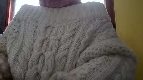 Snapshot of whitesweater chatting on 01/28/25, 11:06 whitesweater online show from 01/28/25, 11:06