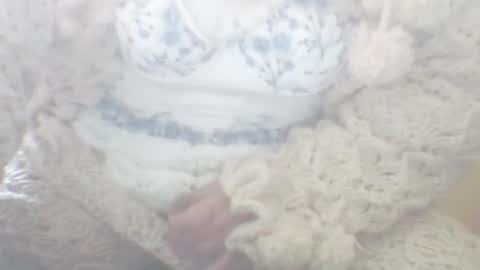 Snapshot of whitesweater chatting on 02/11/25, 10:15 whitesweater online show from 02/11/25, 10:15