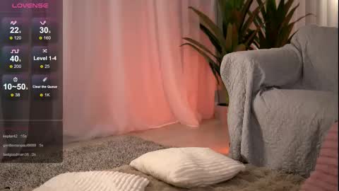 whitneyandrews online show from 12/14/25, 05:24