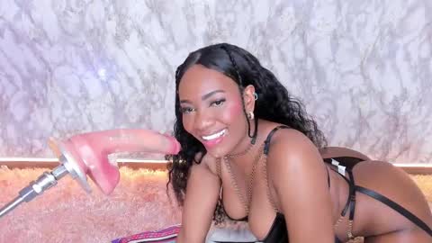 Snapshot of whitneyyfox chatting on 02/24/25, 10:36 whitneyyfox online show from 02/24/25, 10:36