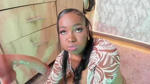 whitneyyfox online show from 06/04/26, 11:33