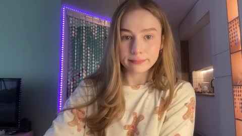 Alisa online show from 12/25/24, 06:31