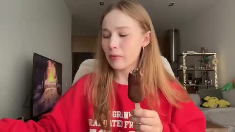 Alisa online show from 09/26/25, 07:01