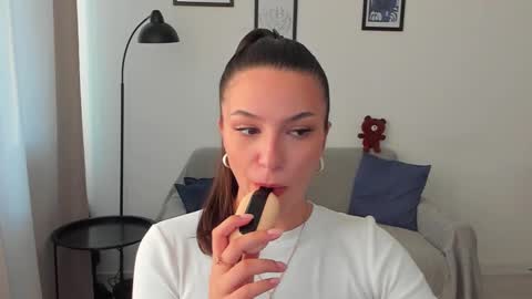 whoislulu online show from 09/09/25, 03:11