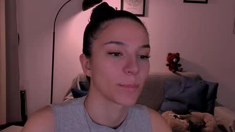 whoislulu online show from 12/04/25, 01:48