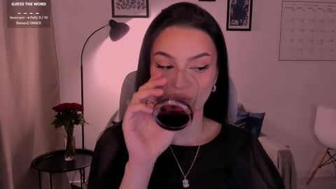 Snapshot of whoislulu chatting on 12/22/25, 04:37 whoislulu online show from 12/22/25, 04:37