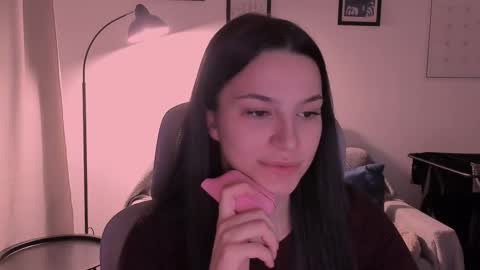 Snapshot of whoislulu chatting on 03/15/26, 07:42 whoislulu online show from 03/15/26, 07:42