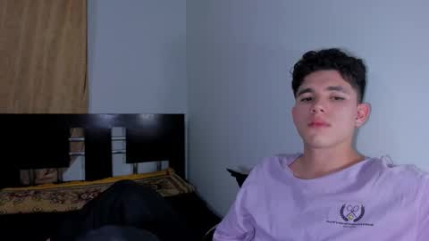 whos_he online show from 12/01/25, 12:15