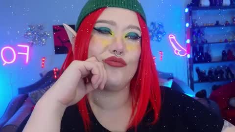 Snapshot of wickedxqueen chatting on 12/24/24, 10:39 Laura  online show from 12/24/24, 10:39