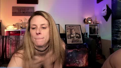 Gretchen  Jimmy online show from 02/03/25, 07:40