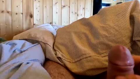 Snapshot of wifefantasizing chatting on 01/01/25, 10:54 wifefantasizing online show from 01/01/25, 10:54